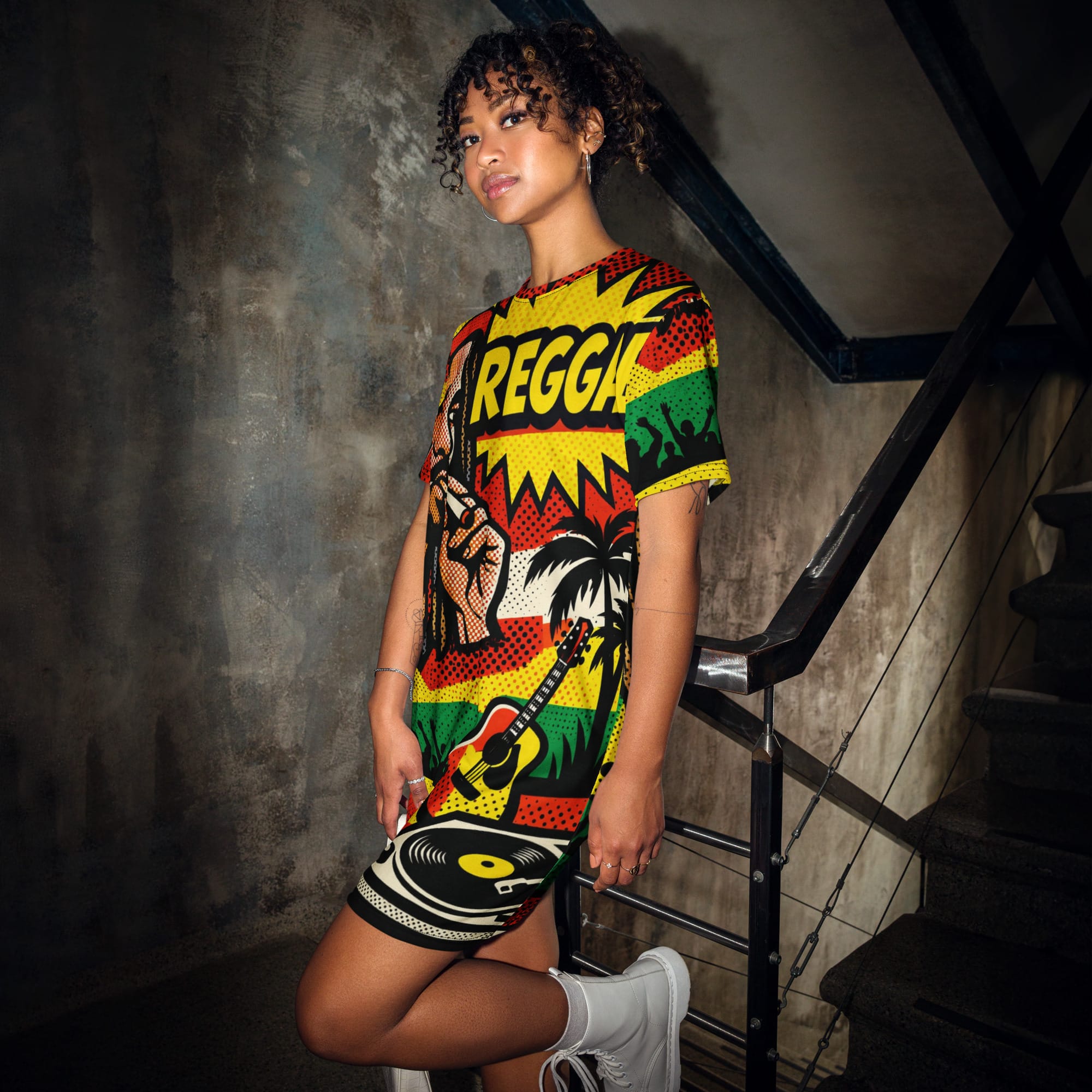 Reggae Stylee T-shirt dress in fht Rasta colors. Seventies Retro style. Rastaseed Rastafarian and Jamaican merchandise and clothing. Front model view